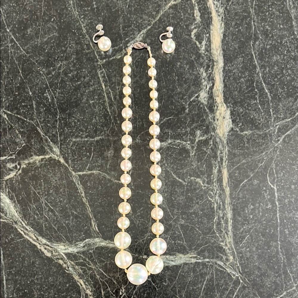 Rare Vintage Opalescent Moon Glow Lucite Graduated Bead Necklace Earrings Set